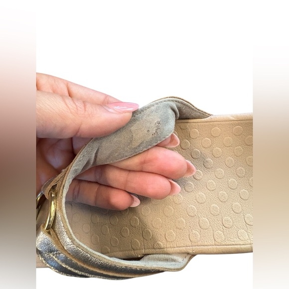 Vionic Women's Tide Aloe Toe-Post Sandals Flip Flop gold Beige size (11”) - Picture 6 of 9